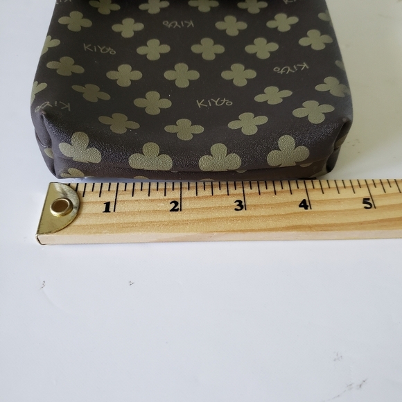 Kiyto Japanese Small Green/Brown Crossbody/Wallet. - Picture 10 of 11